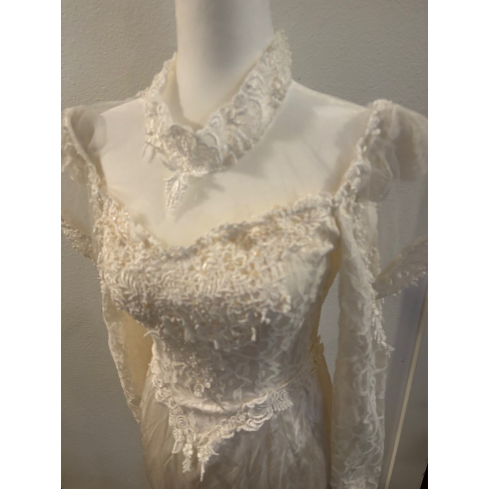 Vintage 80s Victorian Style Wedding Dress Lace Pearl Mermaid Bridal Gown Ivory